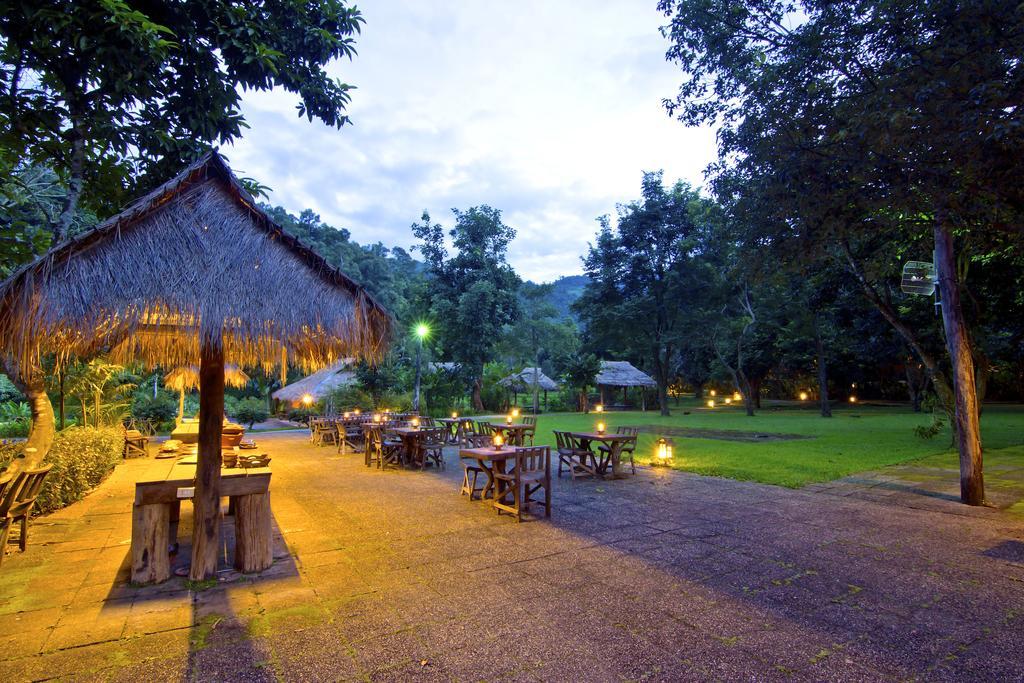 Hmong Hilltribe alojamiento Mae Rim Exterior foto